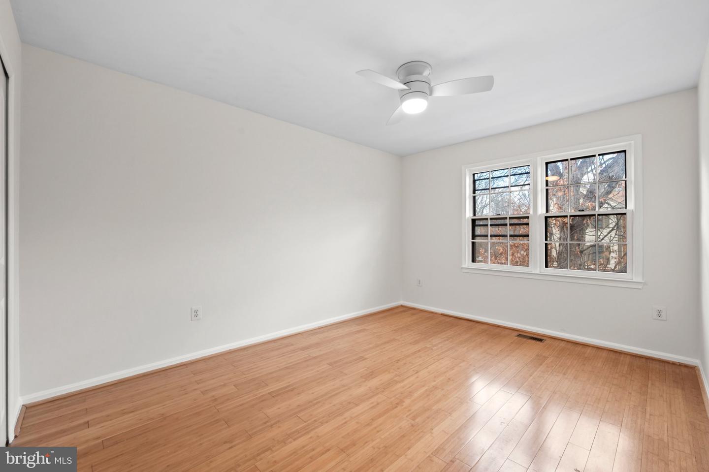2880 Kelly Square photo 18