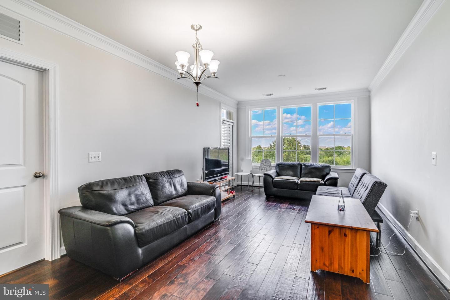 13722 Neil Armstrong Avenue #405 photo 10