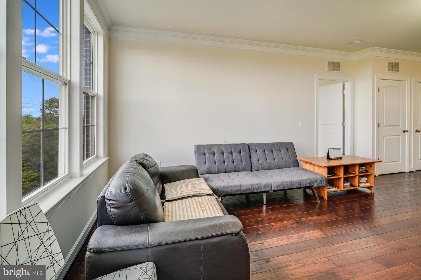 13722 Neil Armstrong Avenue #405 photo 12