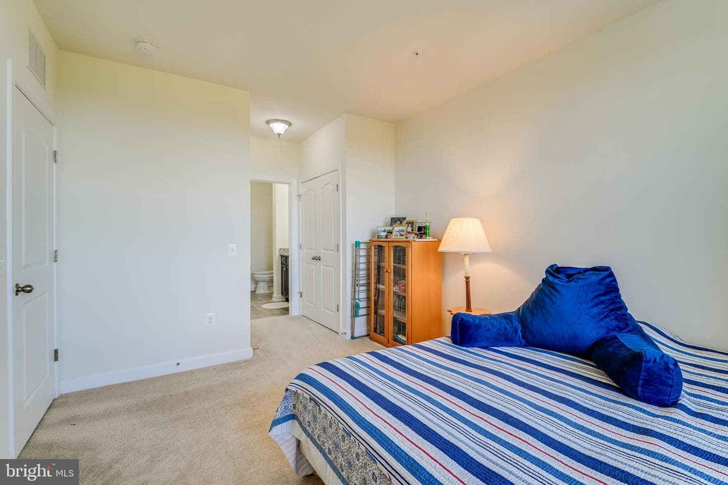 13722 Neil Armstrong Avenue #405 photo 16