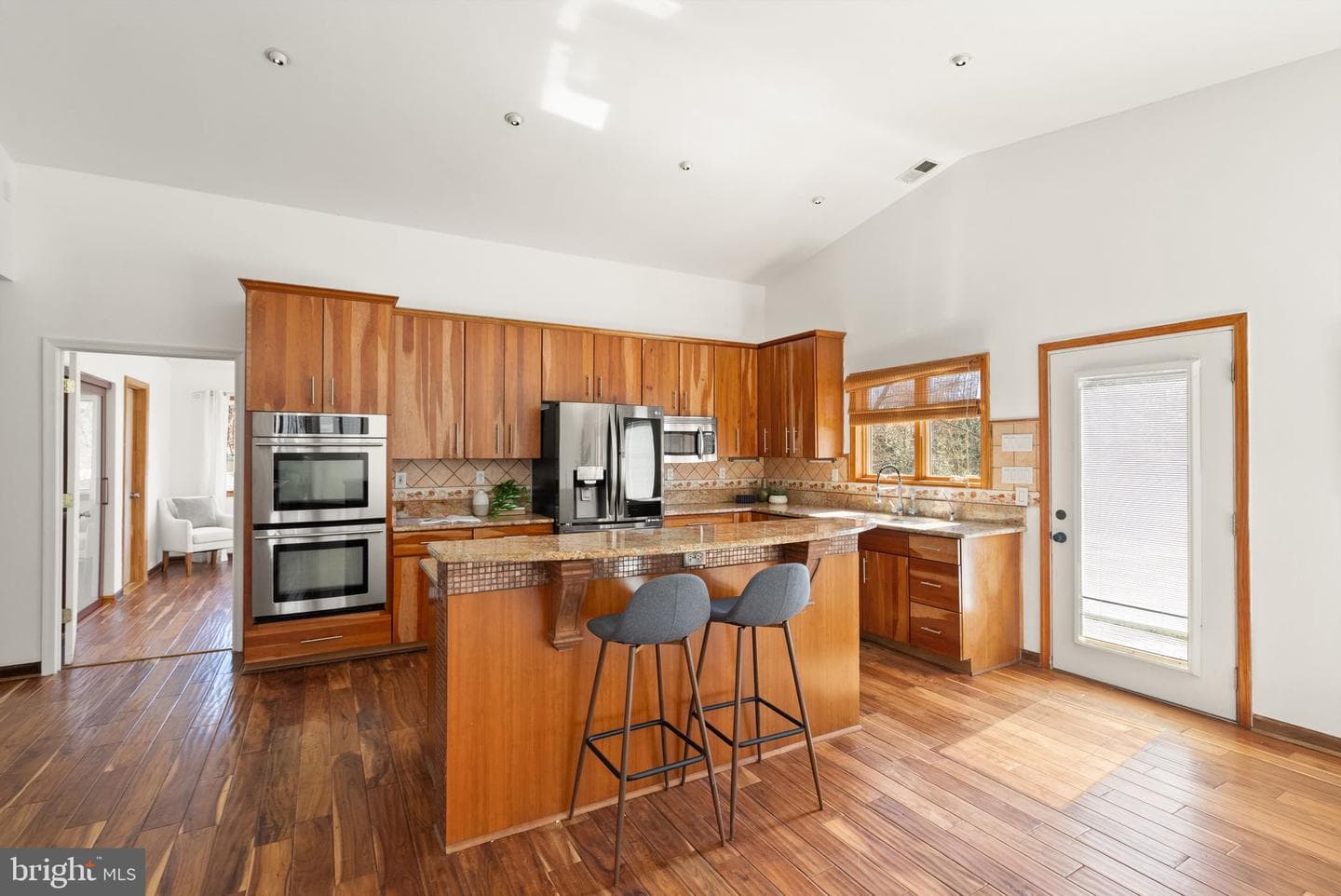 8737 Redman Street photo 13