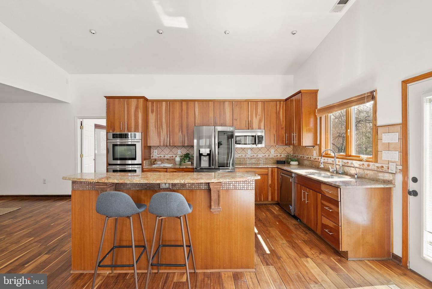 8737 Redman Street photo 14