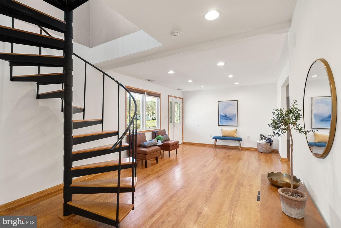 8737 Redman Street photo 42