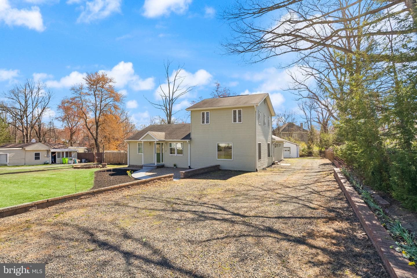 8737 Redman Street photo 58
