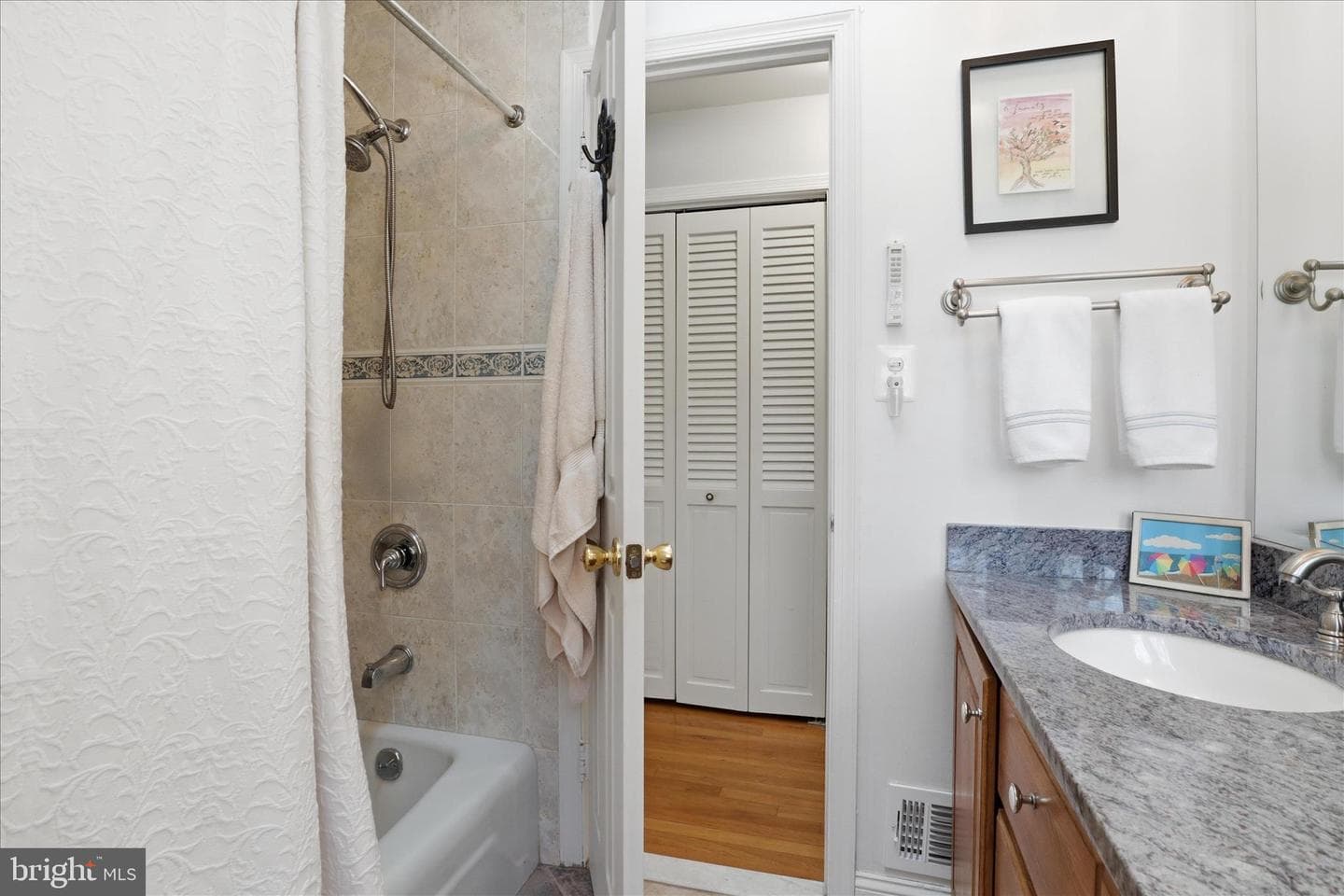 4226 Holborn Avenue photo 30