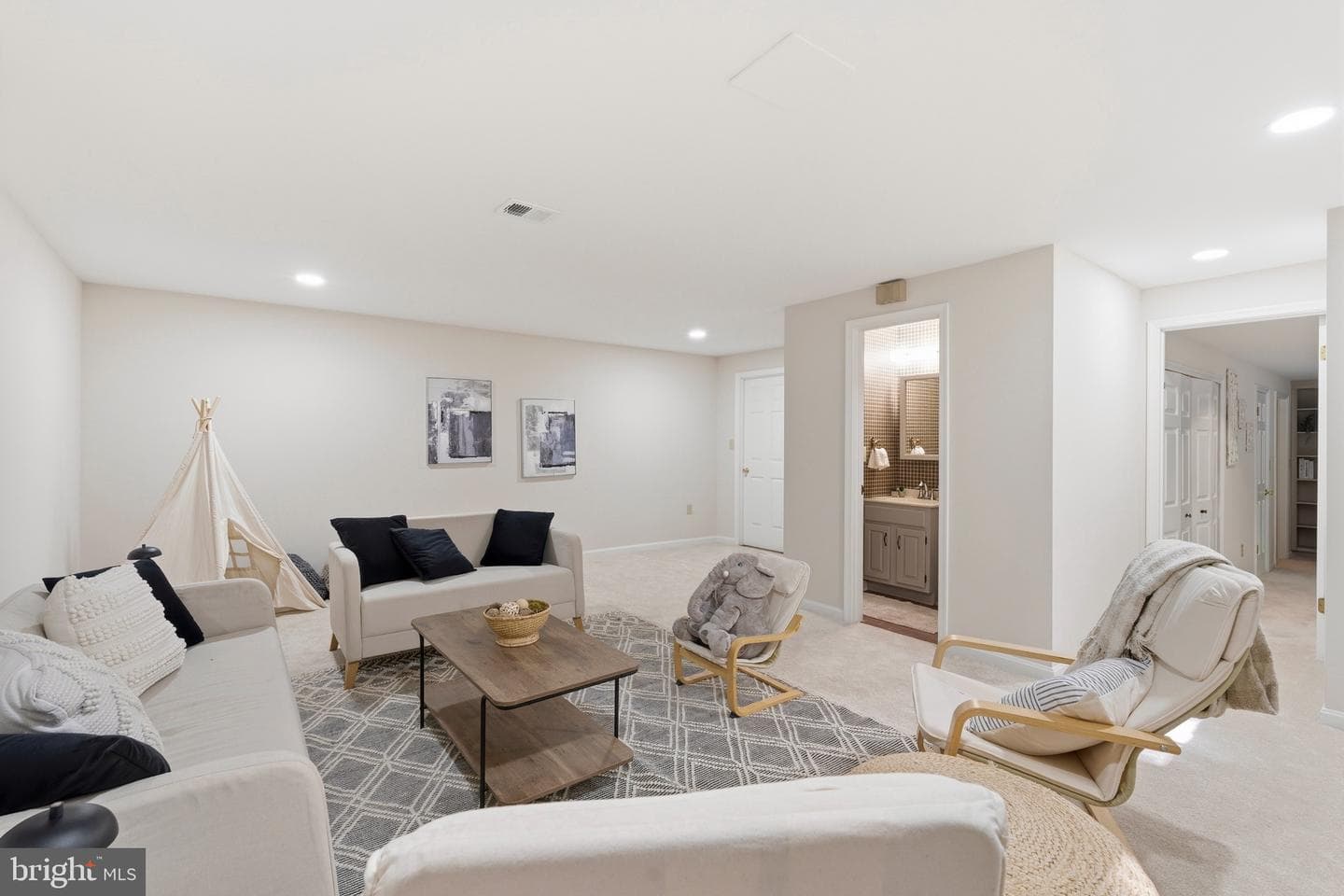 6404 Phillip Court photo 48