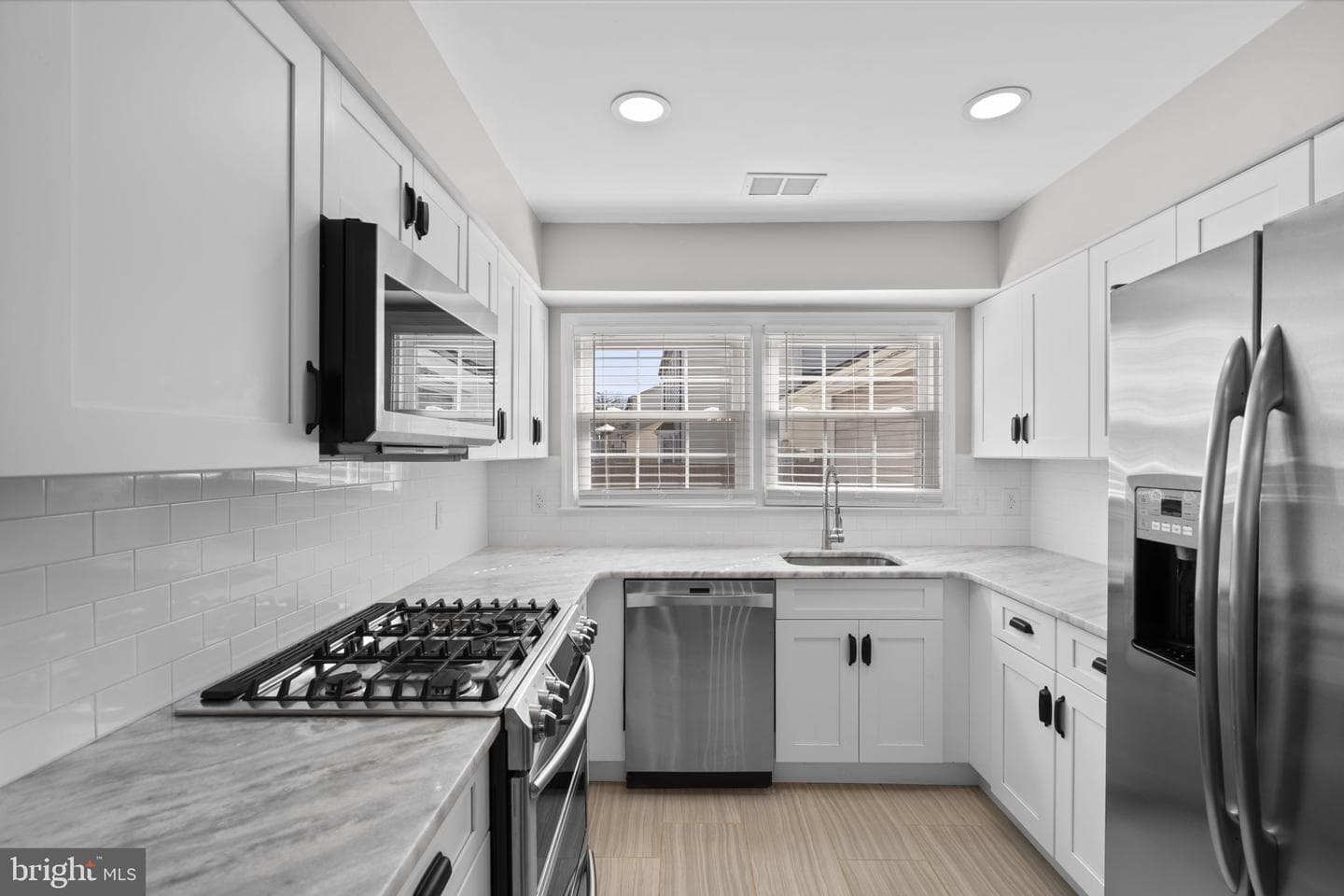 14420 Awbrey Patent Drive photo 16