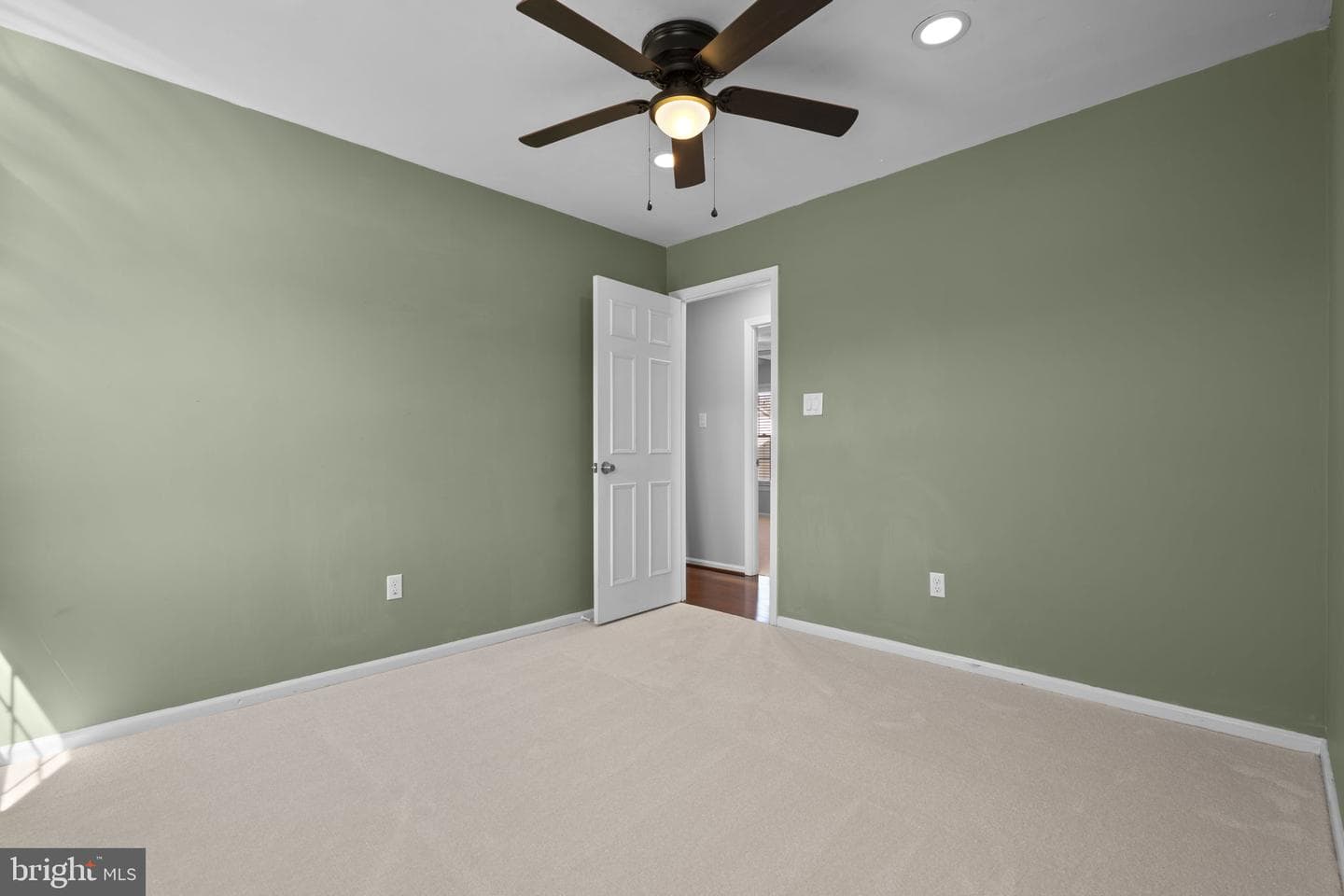 14420 Awbrey Patent Drive photo 32