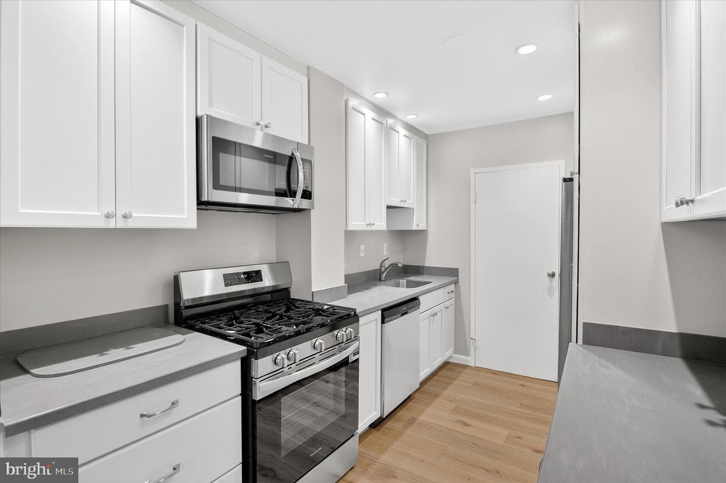 6641 Wakefield Drive #112 photo 9