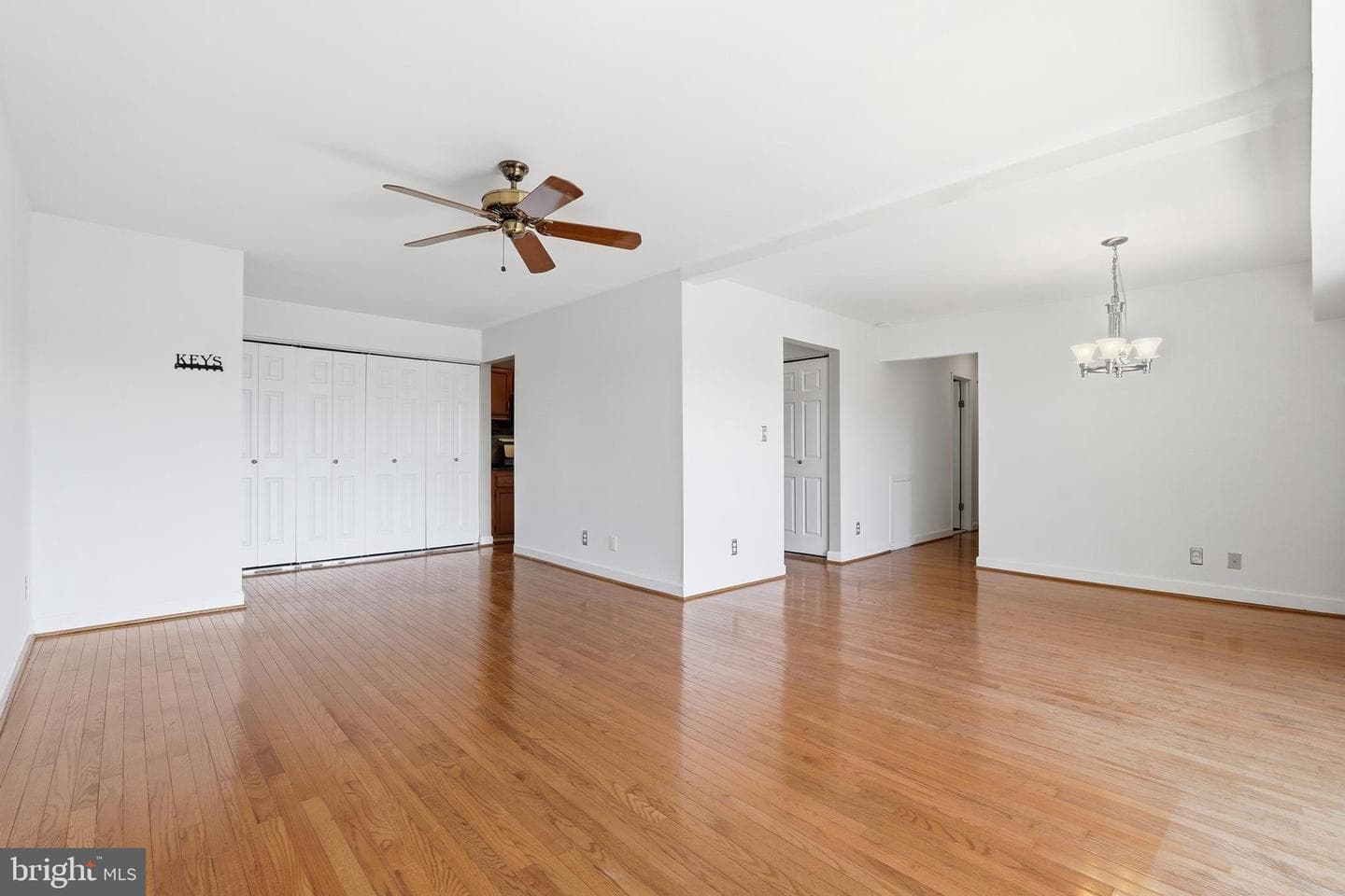 4414 Island Place #302 photo 11