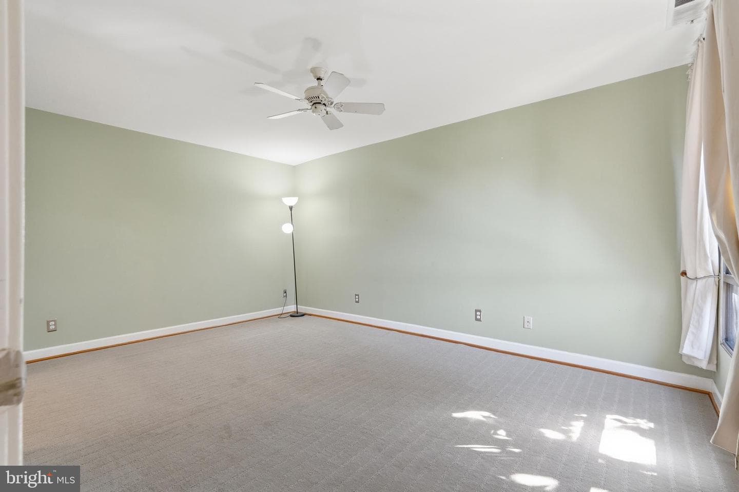 4414 Island Place #302 photo 27