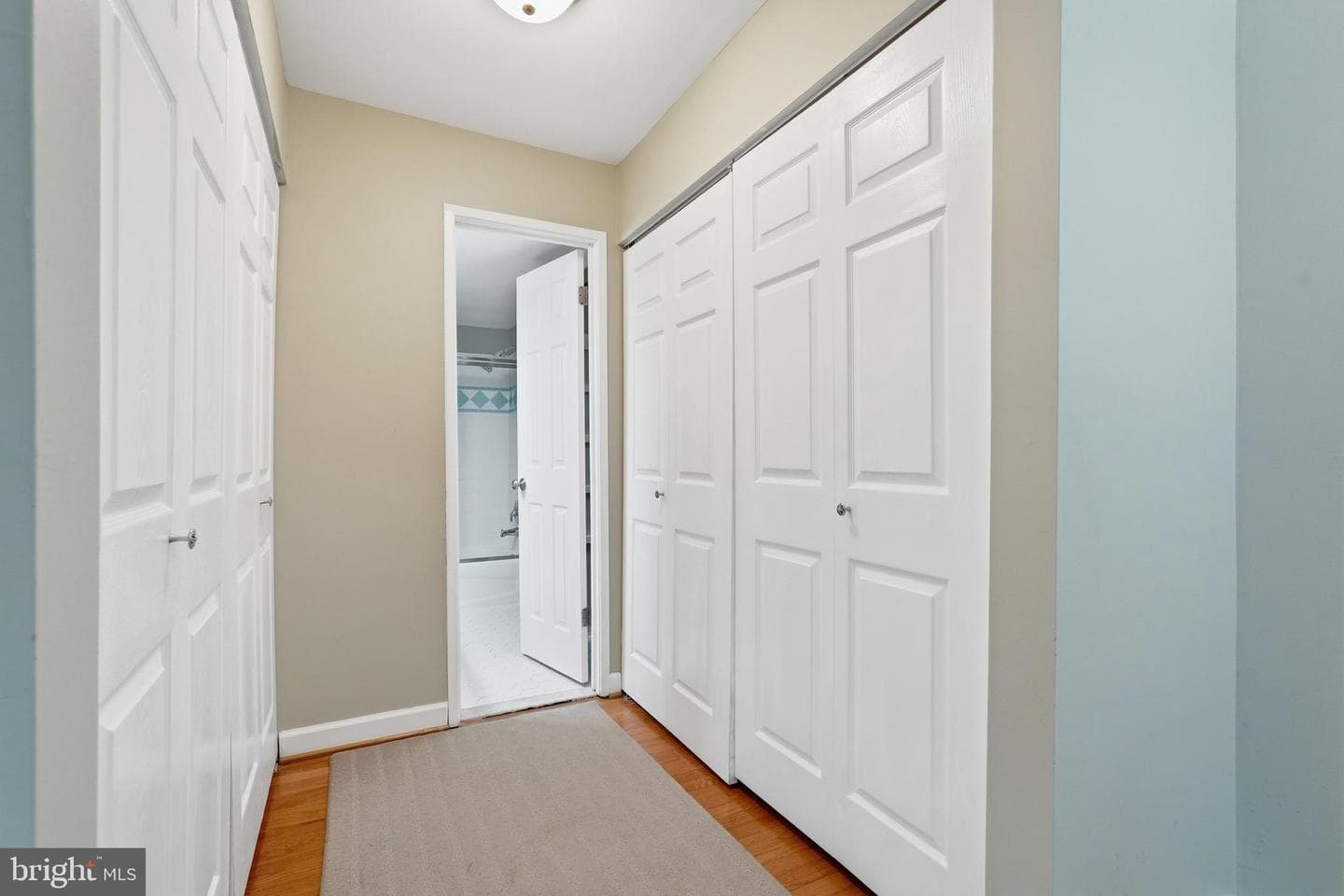 4414 Island Place #302 photo 29