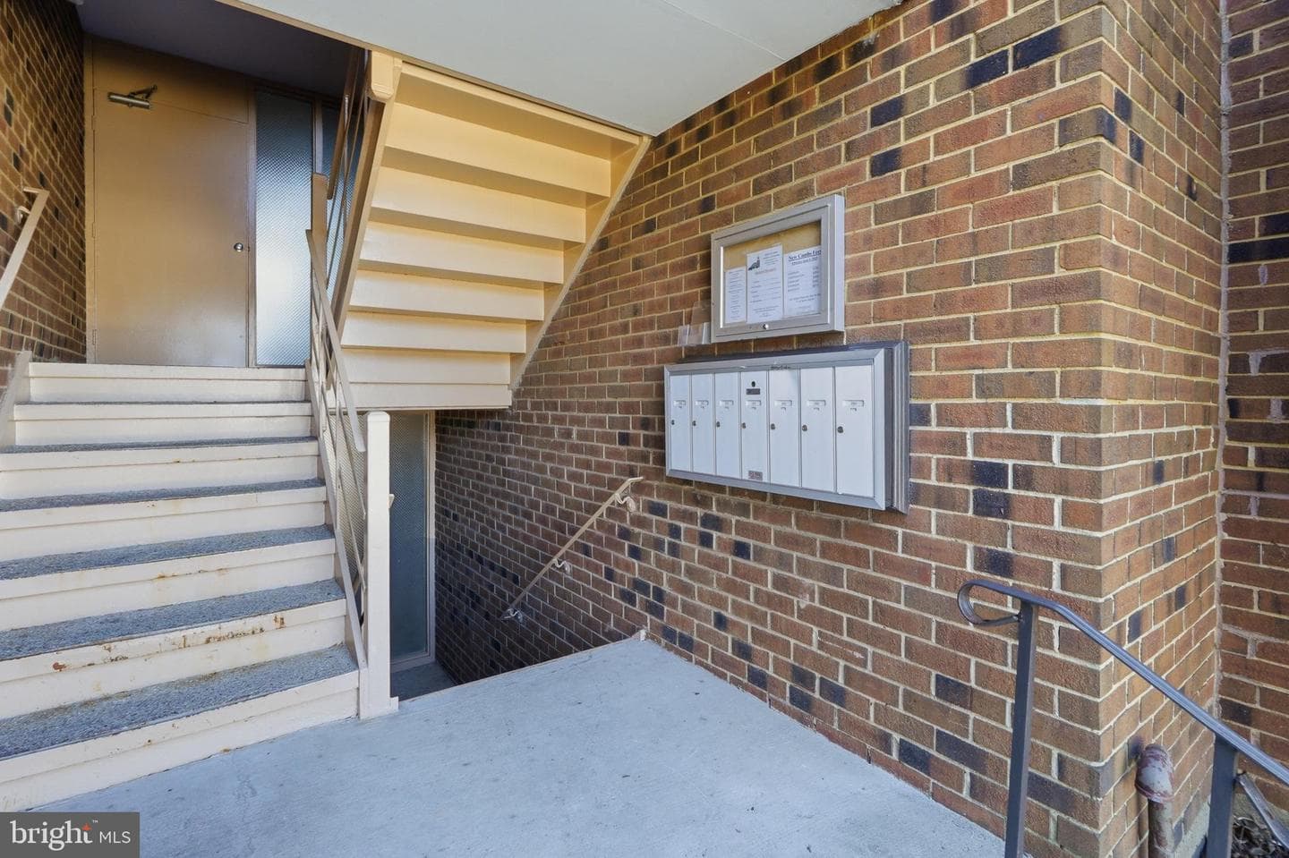 4414 Island Place #302 photo 4