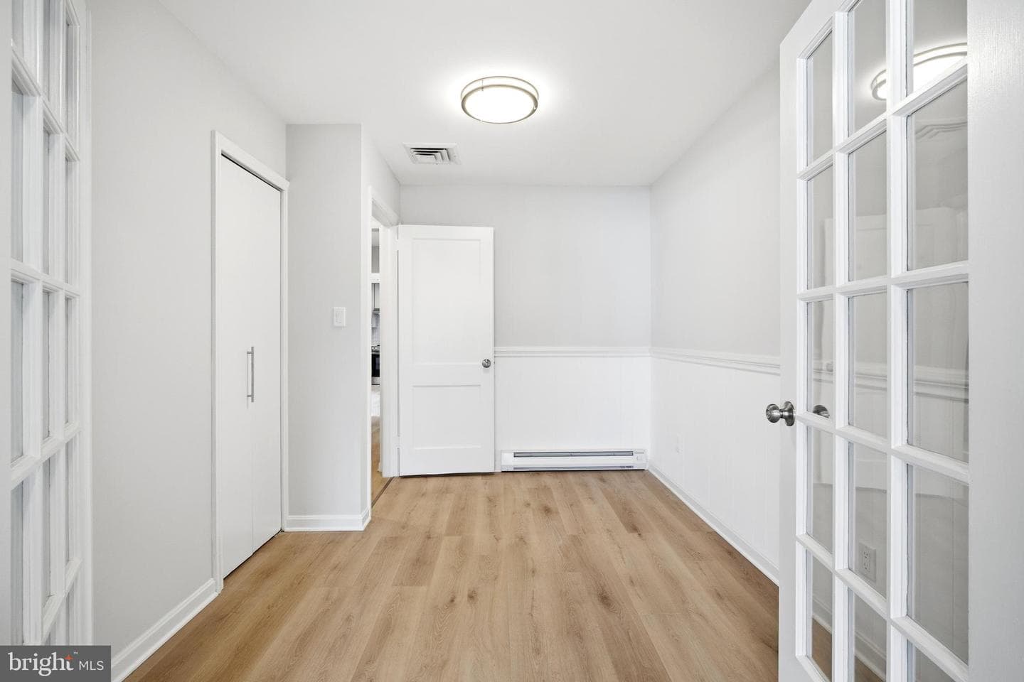 7917 Ashton Street photo 24