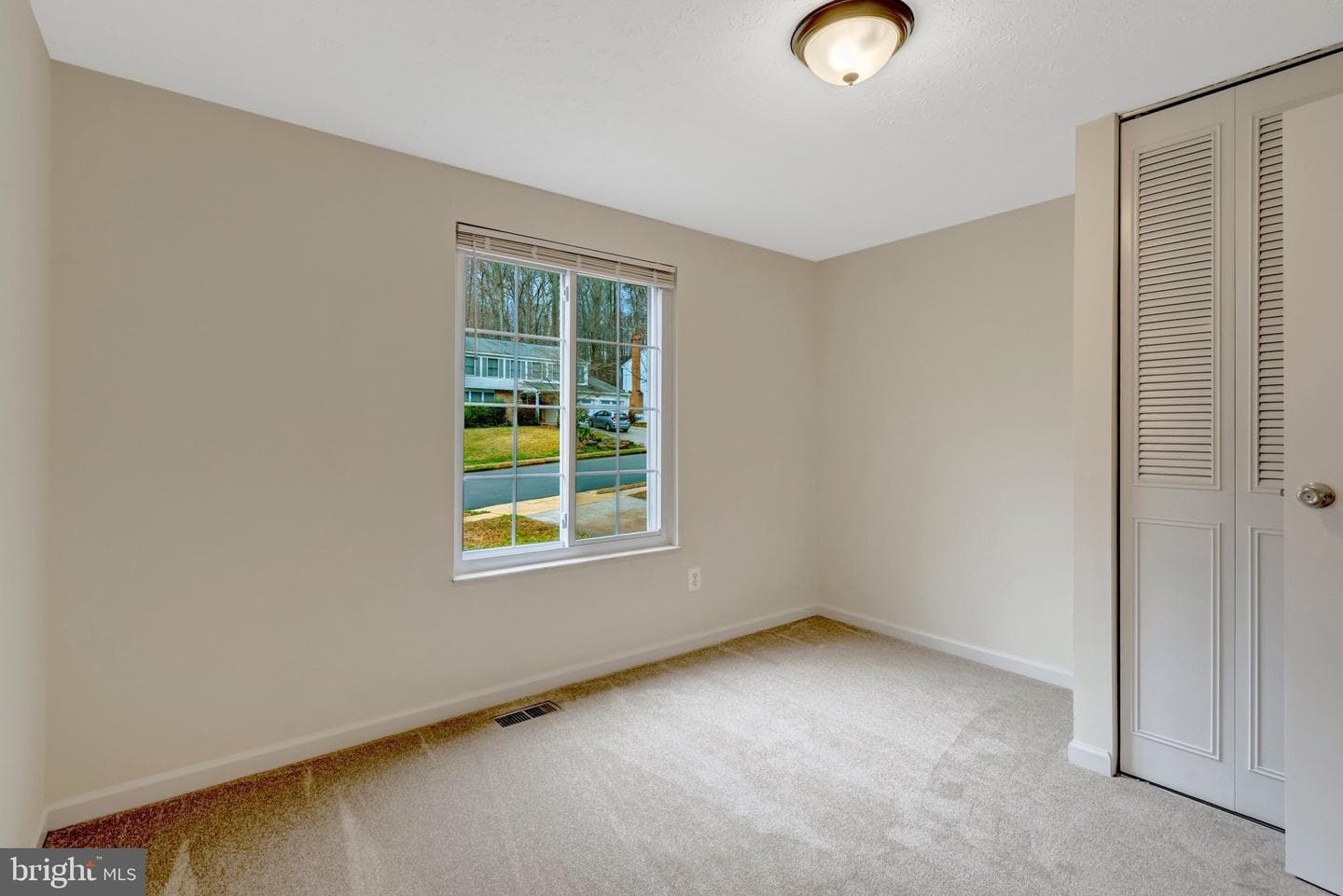 7743 Middle Valley Drive photo 11