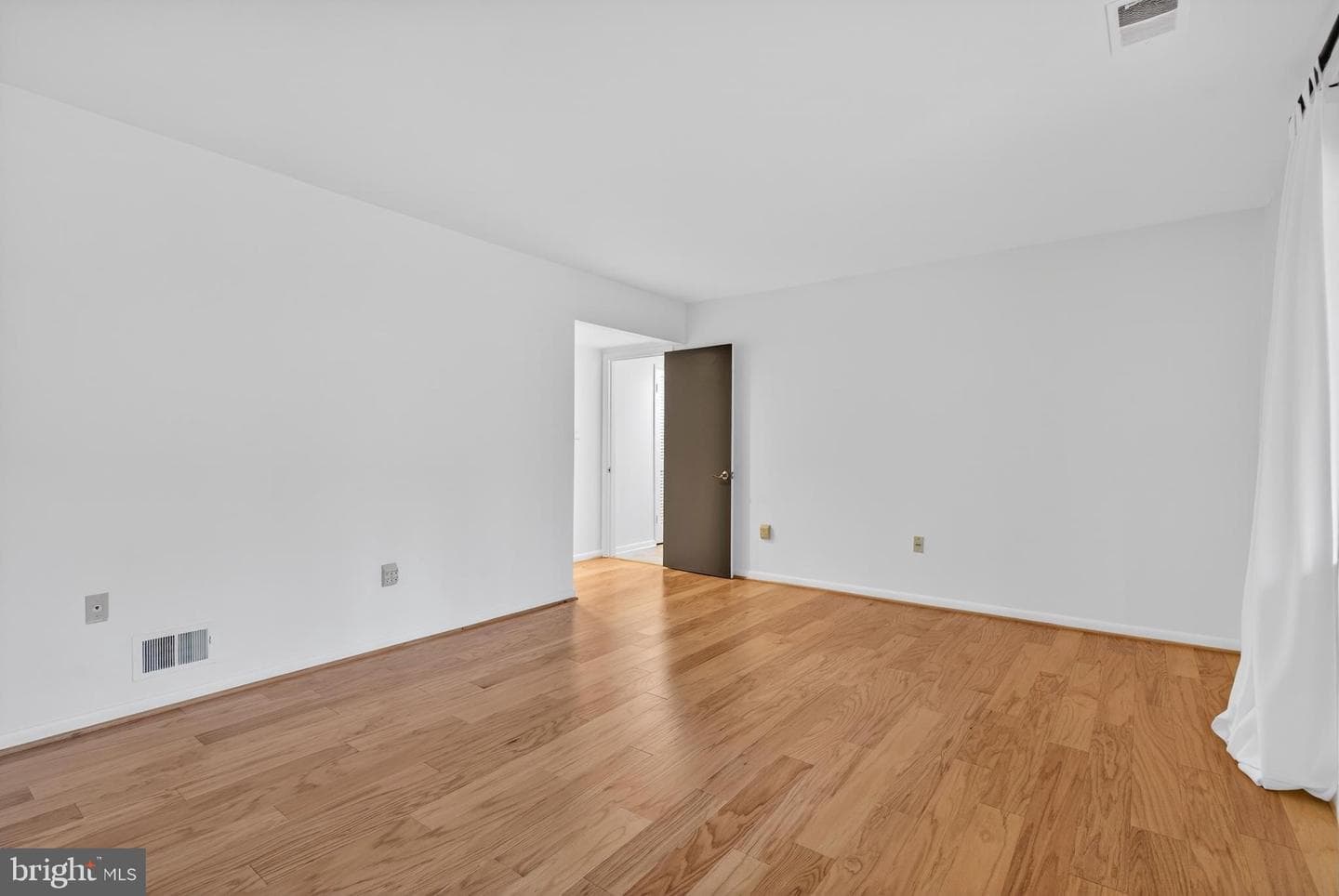 11203 Leatherwood Drive photo 32