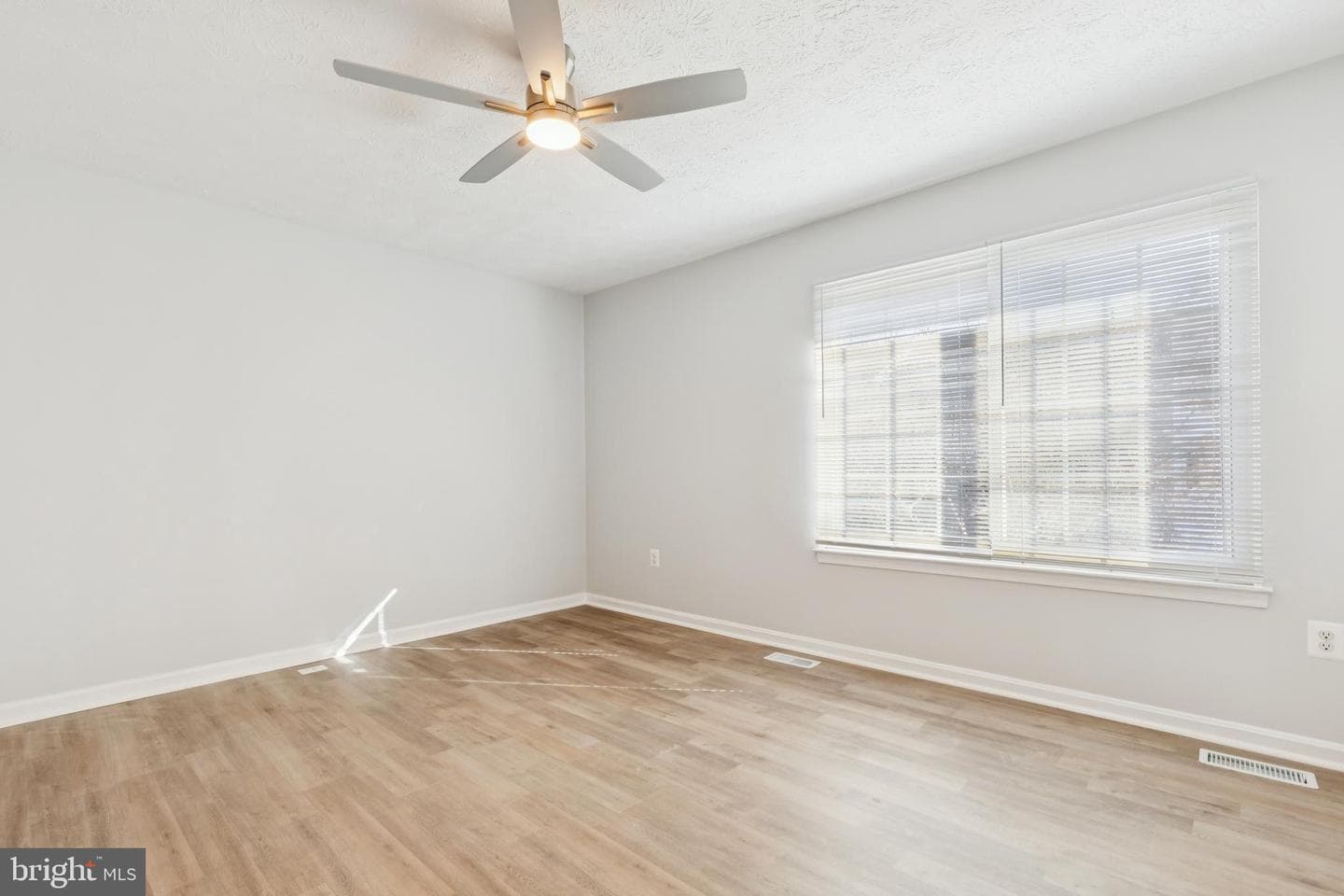 7763 Wolford Way photo 26