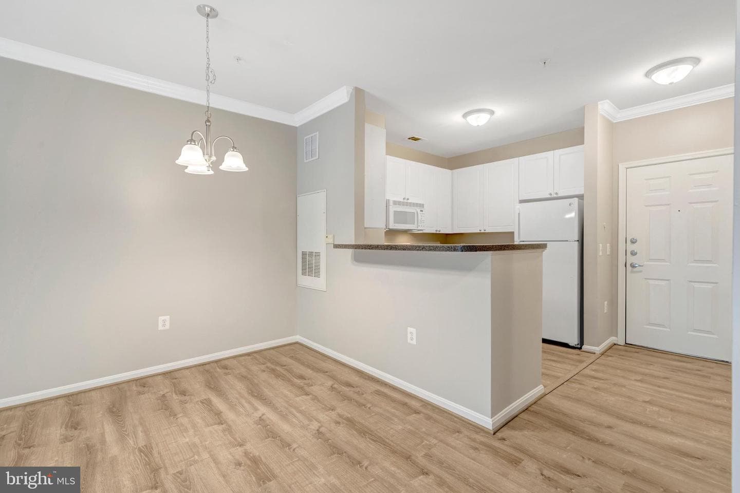 2765 Centerboro Dr # 247 photo 9