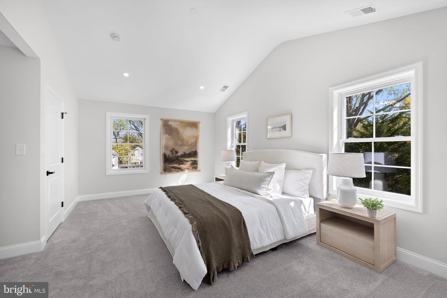 1010 Croton Drive photo 38