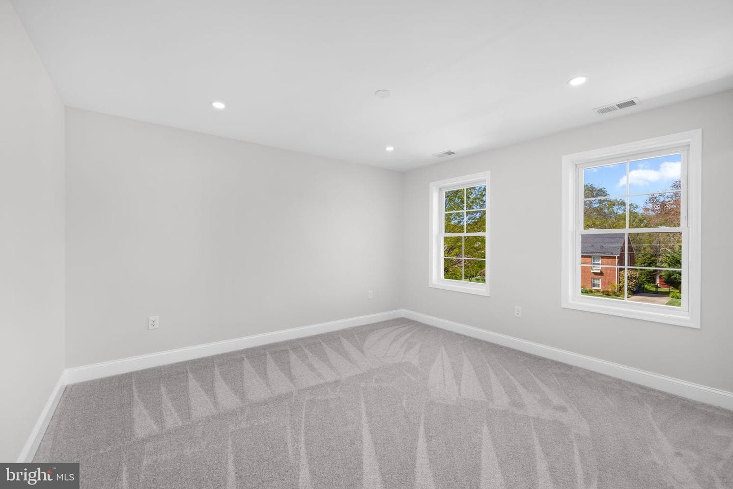 1010 Croton Drive photo 44