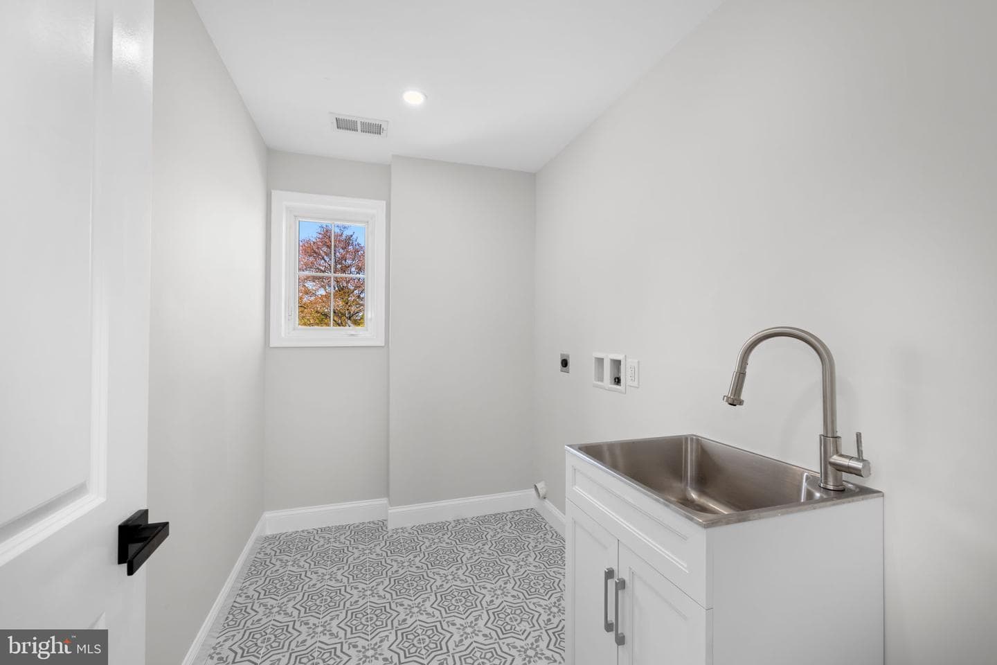 1010 Croton Drive photo 47