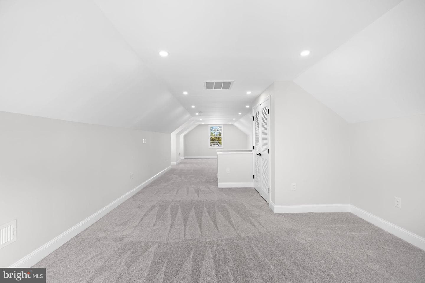 1010 Croton Drive photo 55