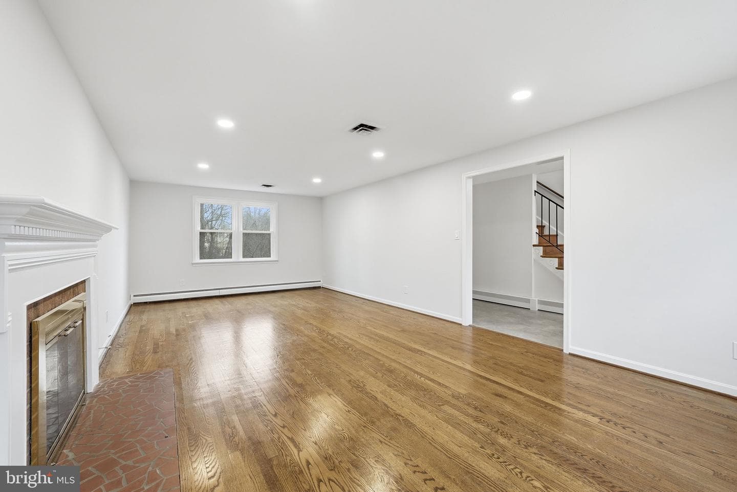 5300 Neville Court photo 17