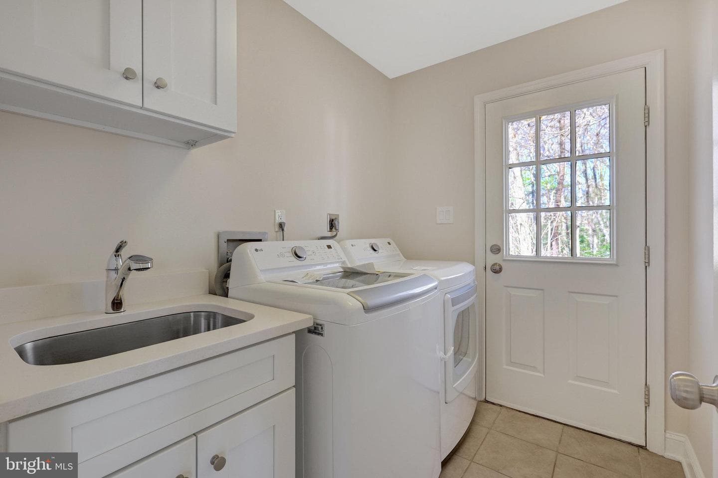 7820 Antiopi Street photo 50