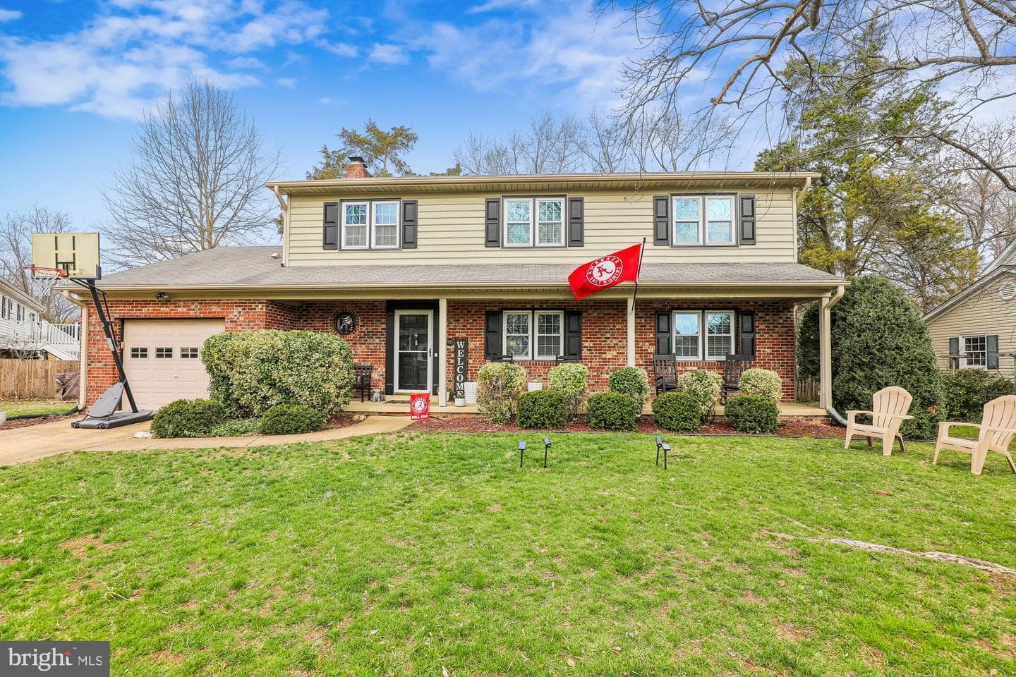 7823 Friars Court