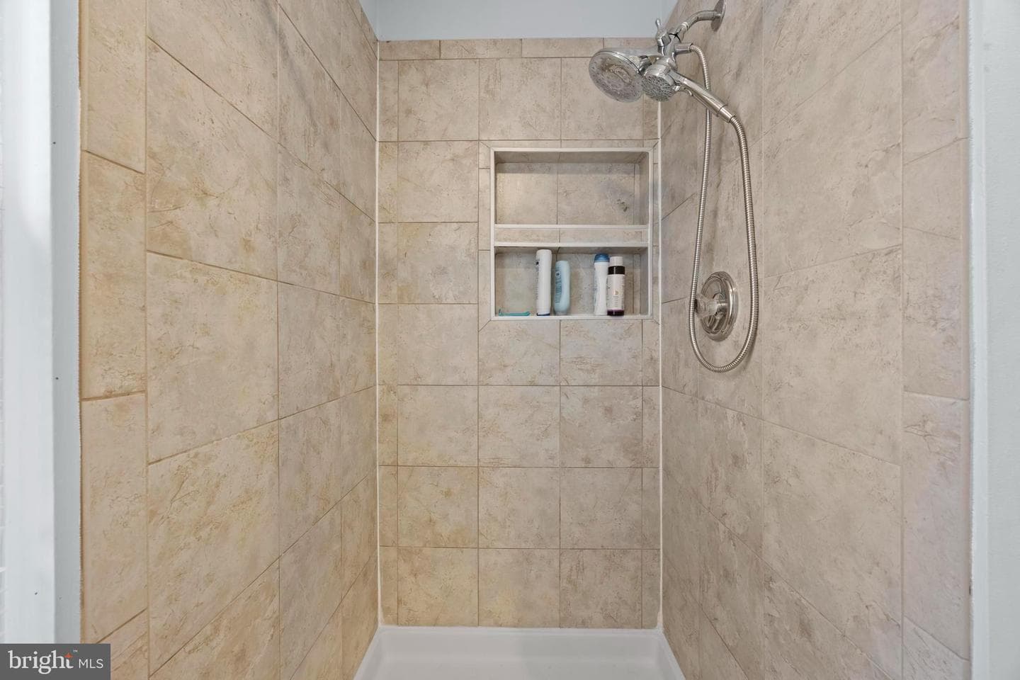 3930 Collis Oak Court photo 32