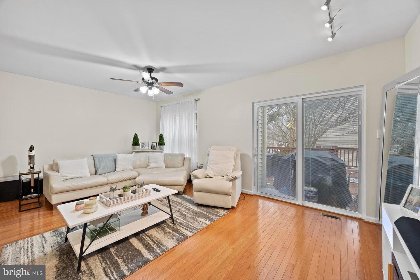 3930 Collis Oak Court photo 8