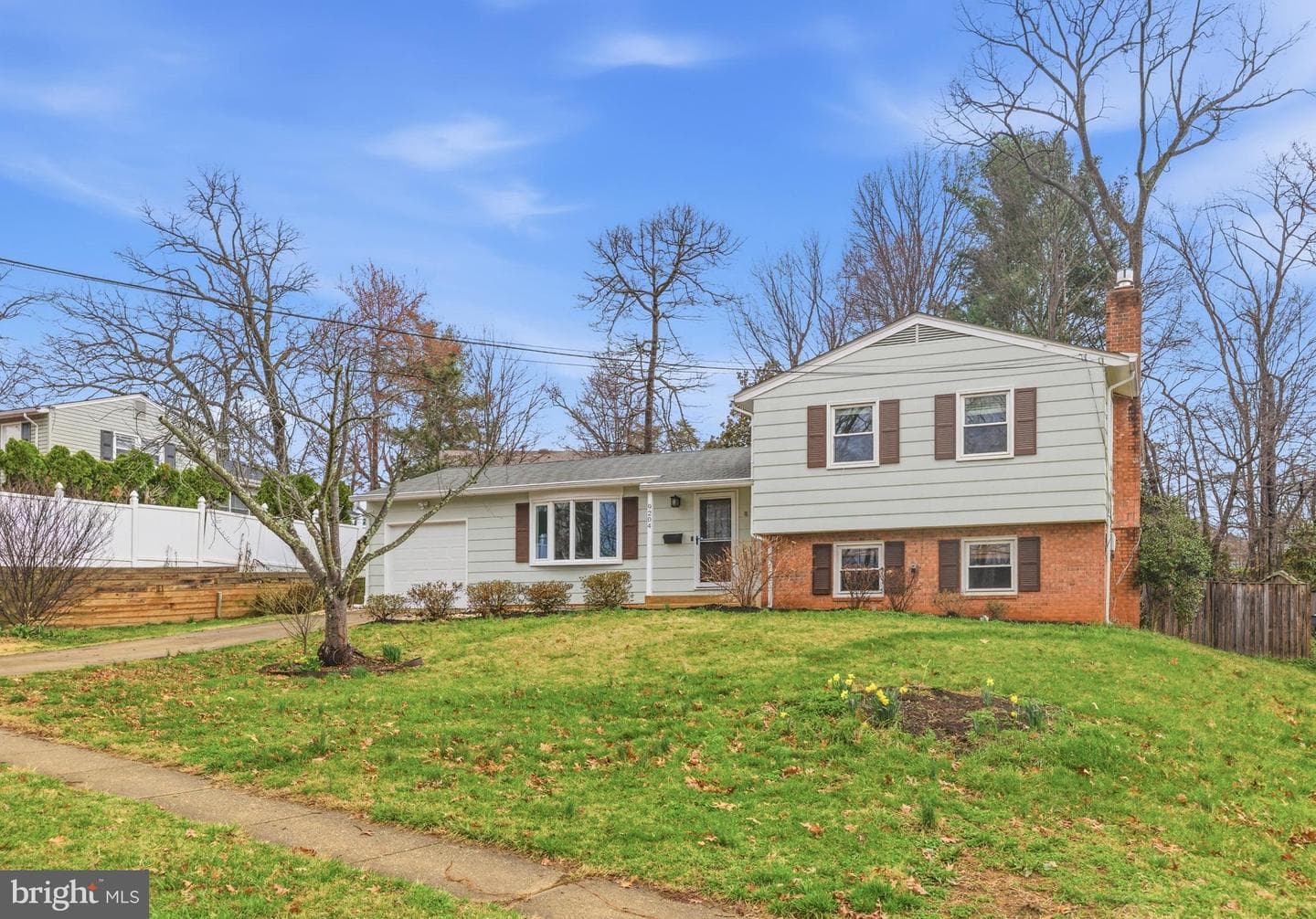 9204 Ashmeade Drive photo 2