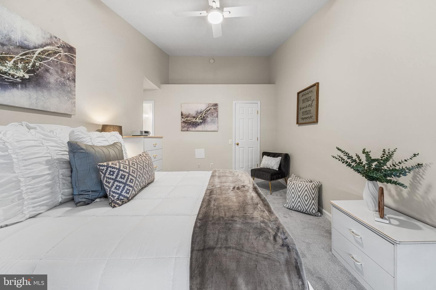 9247 Cardinal Forest Lane #202 photo 32