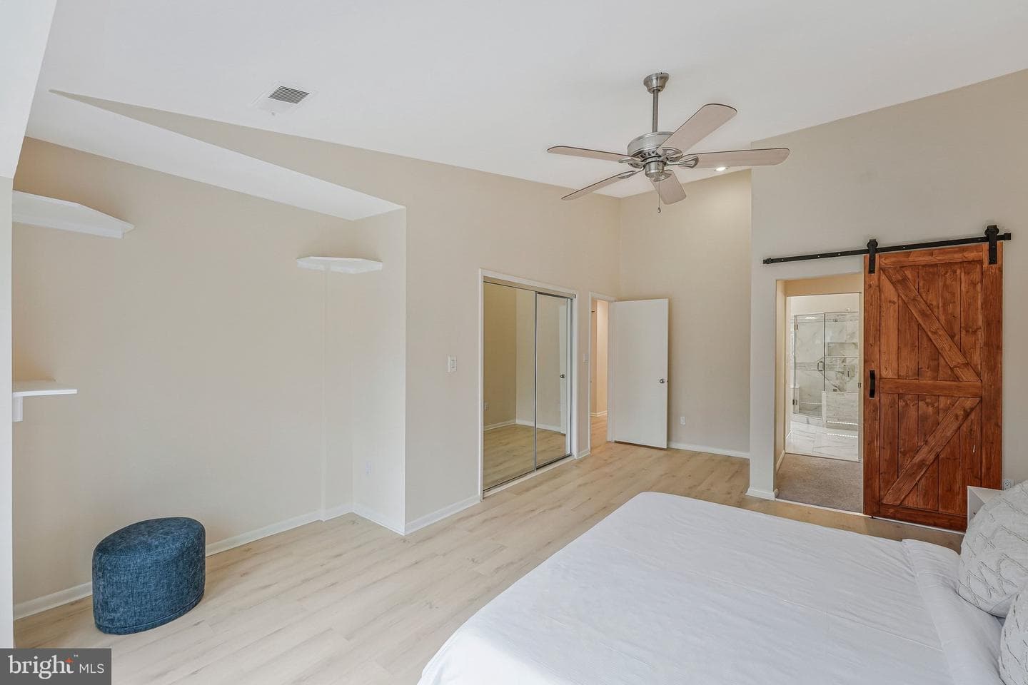 11123 Lakespray Way photo 25