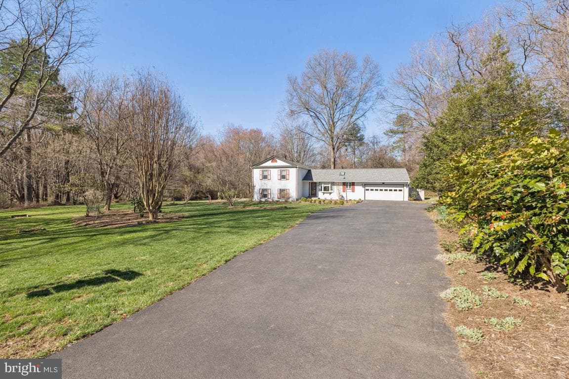 2926 Fort Lee Street photo 3
