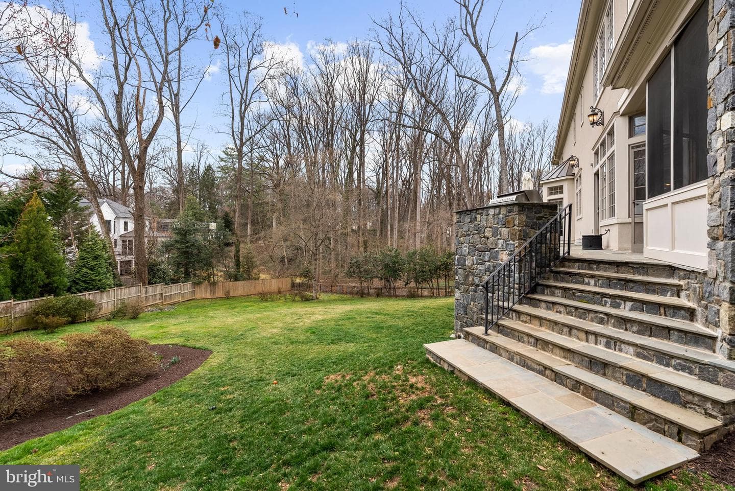 6929 River Oaks Drive photo 5