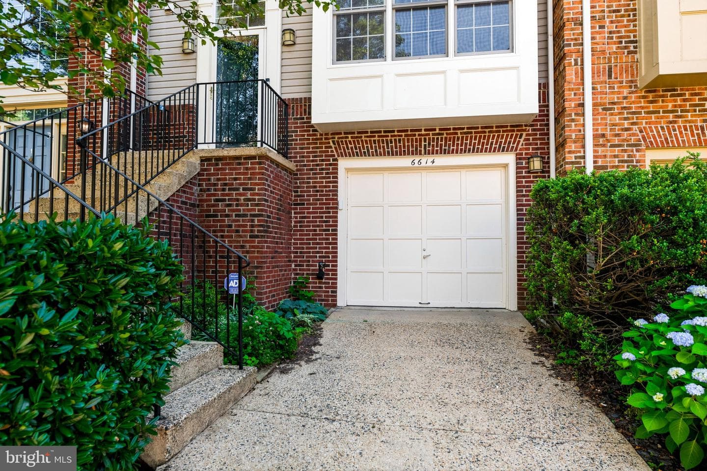 6614 Thurlton Drive, Alexandria