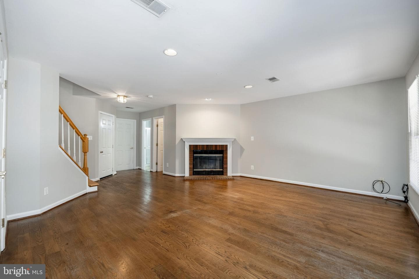 6614 Thurlton Drive photo 44