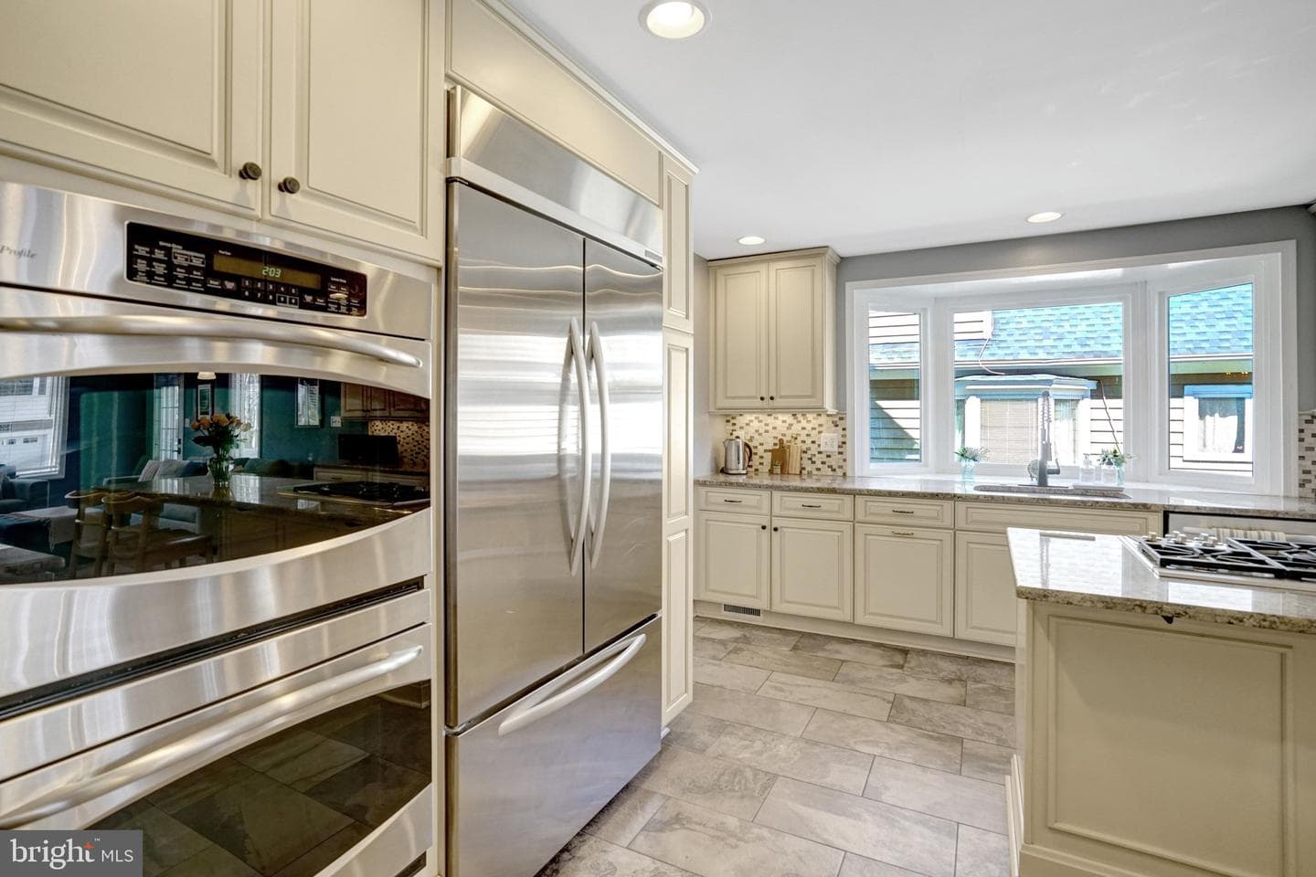 2008 Swan Terrace photo 29