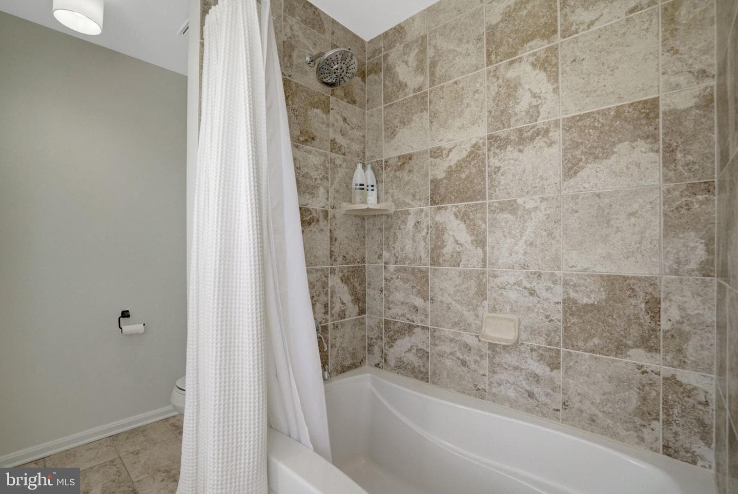2008 Swan Terrace photo 41