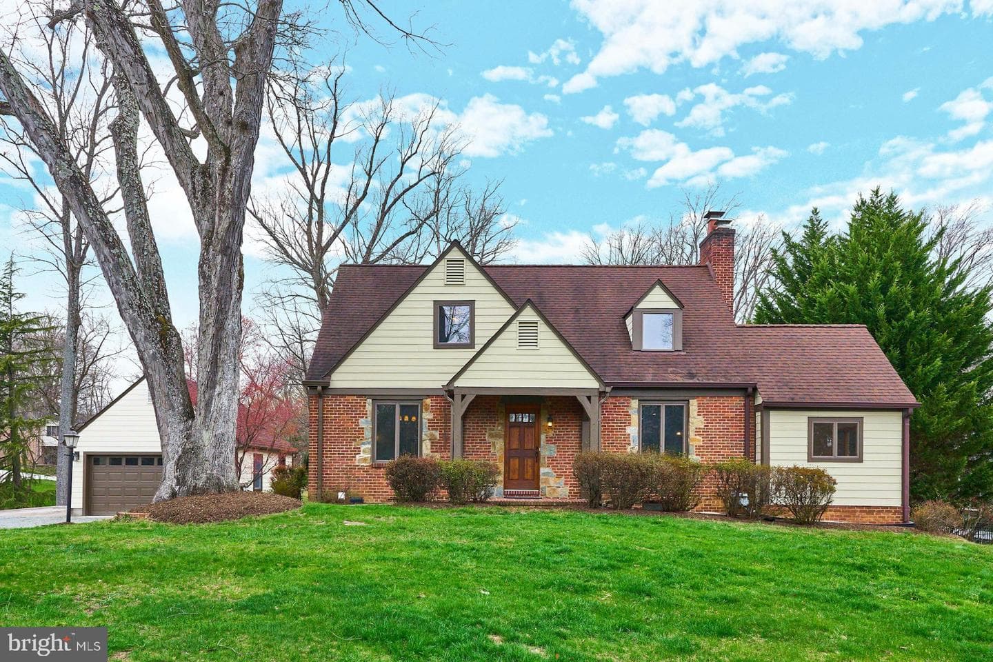 6586 Braddock Road