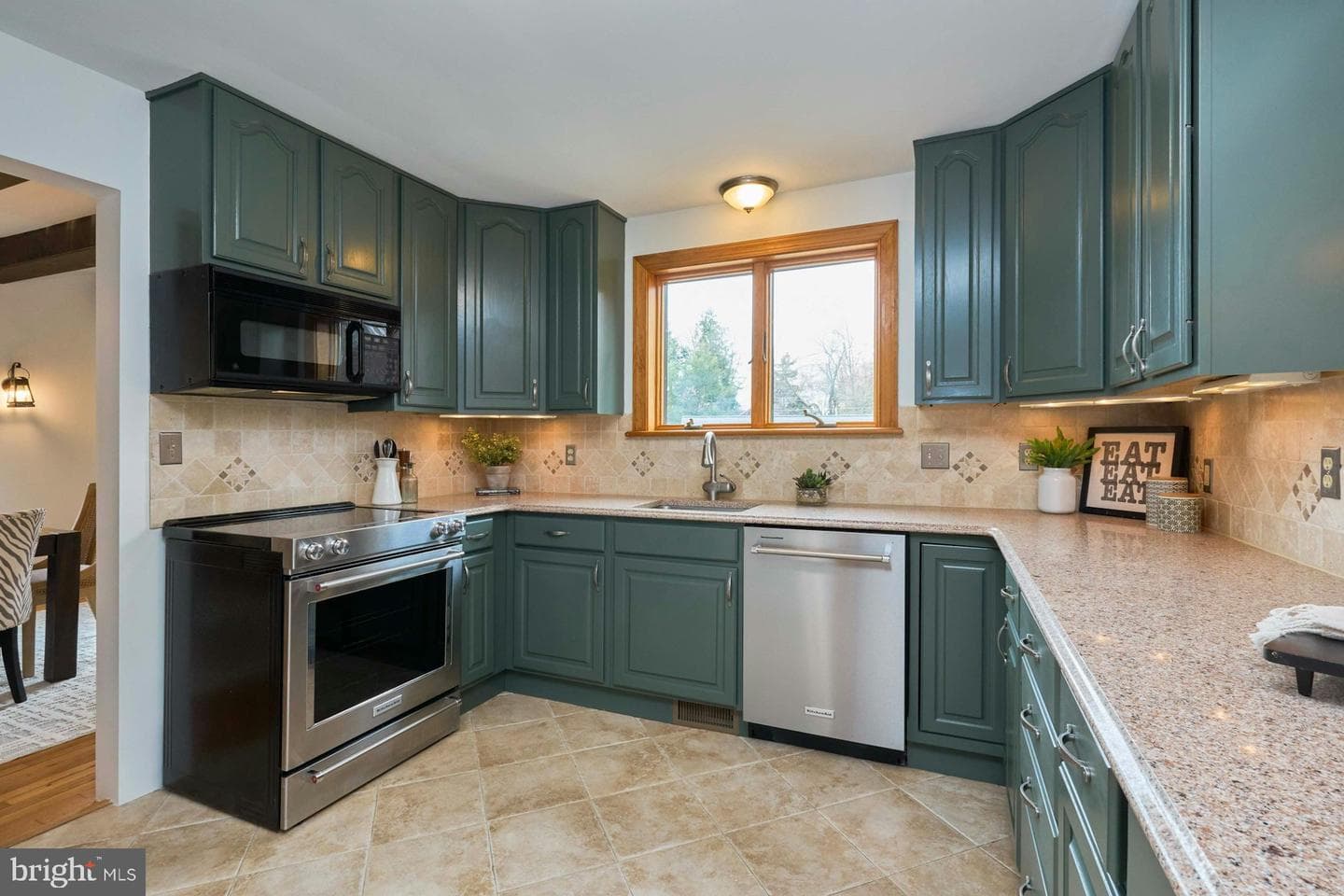6586 Braddock Road photo 12