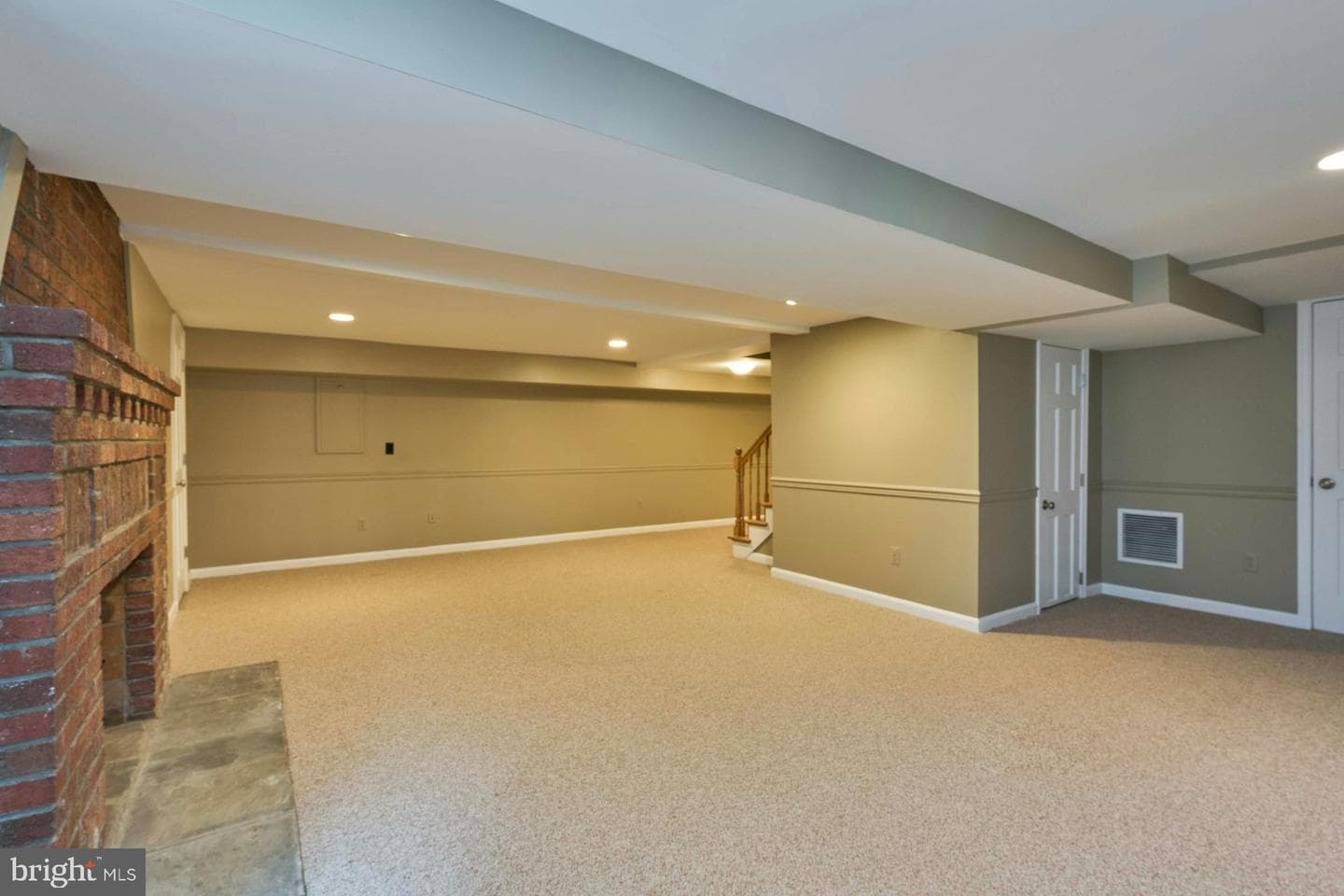 6586 Braddock Road photo 42