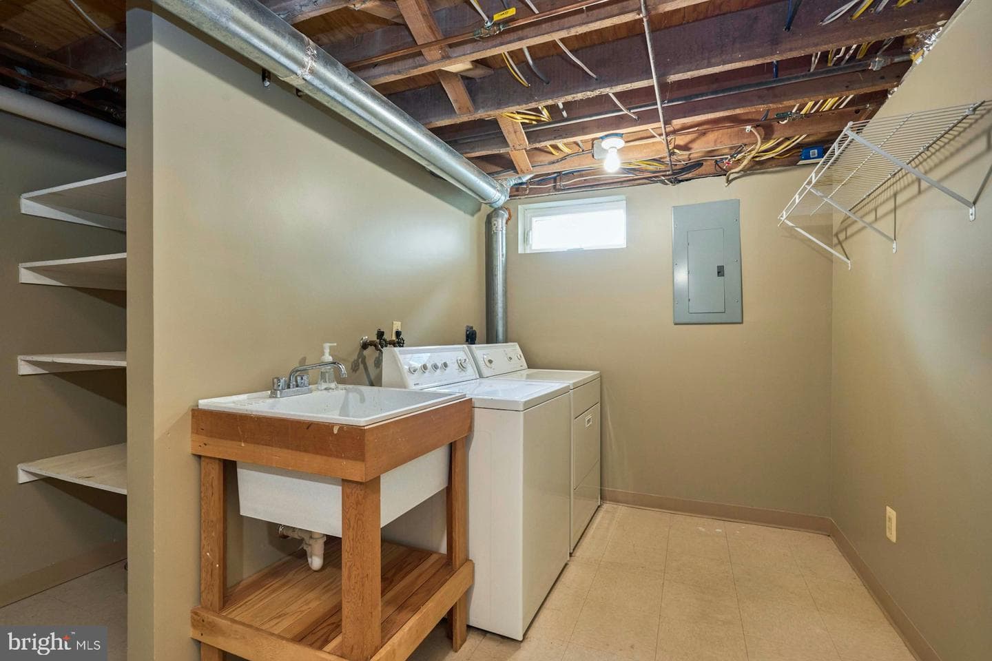 6586 Braddock Road photo 46
