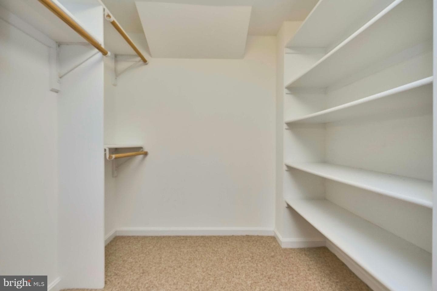 6586 Braddock Road photo 48