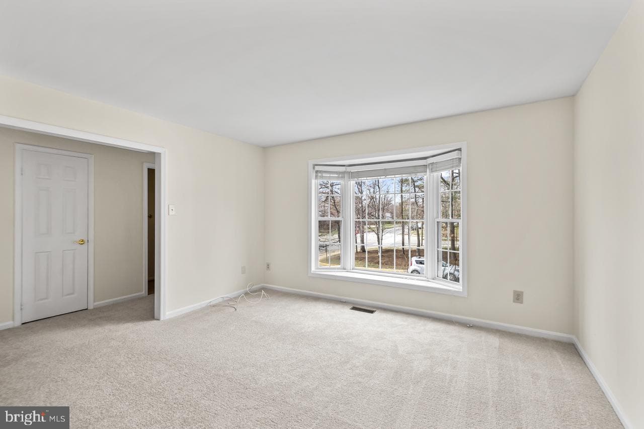 7937 Edinburgh Drive photo 14