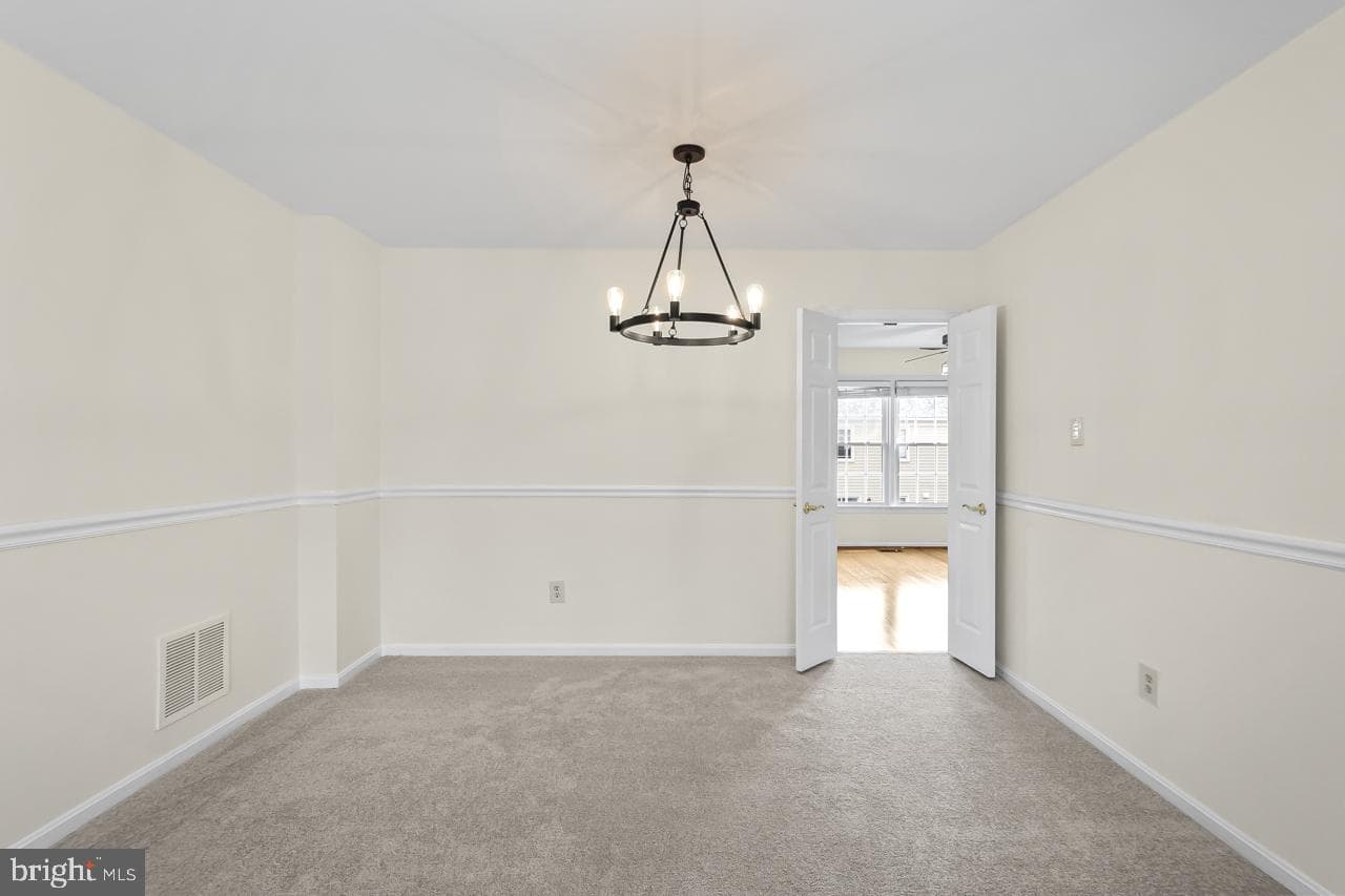7937 Edinburgh Drive photo 16