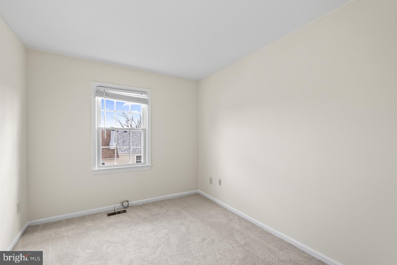 7937 Edinburgh Drive photo 25