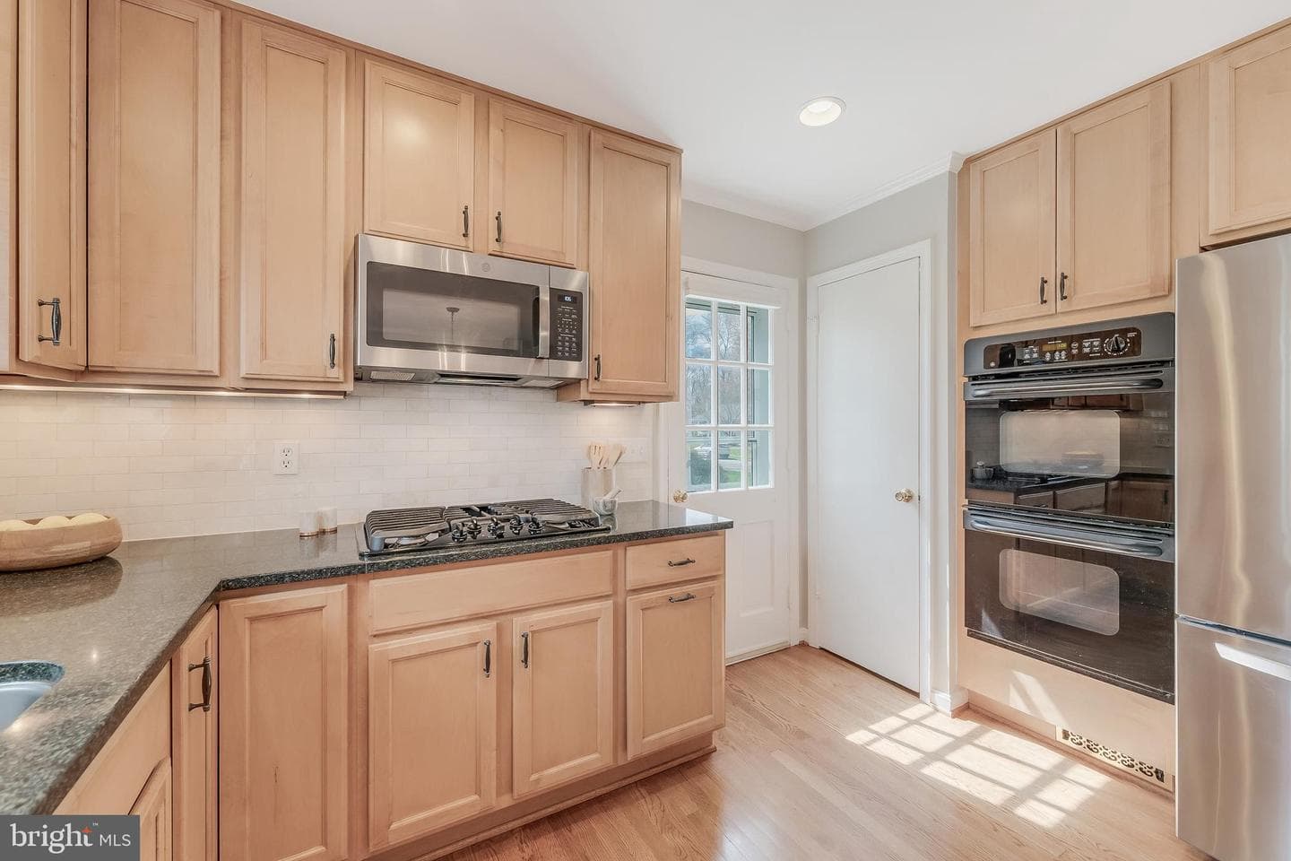 8511 Stable Drive photo 24