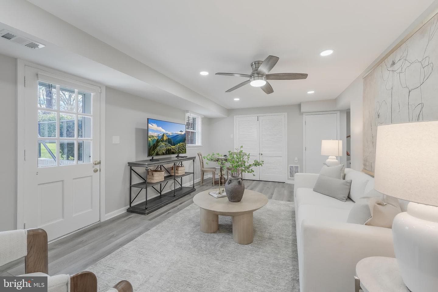 8511 Stable Drive photo 47